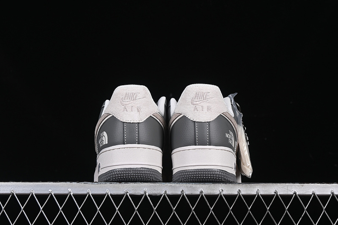 Nike [DM6688-046]-[AIR FORCE 1 07 LOW WHITE/GREY]-[WOMAN:36-39]-[MAN:40-45] - Image 13