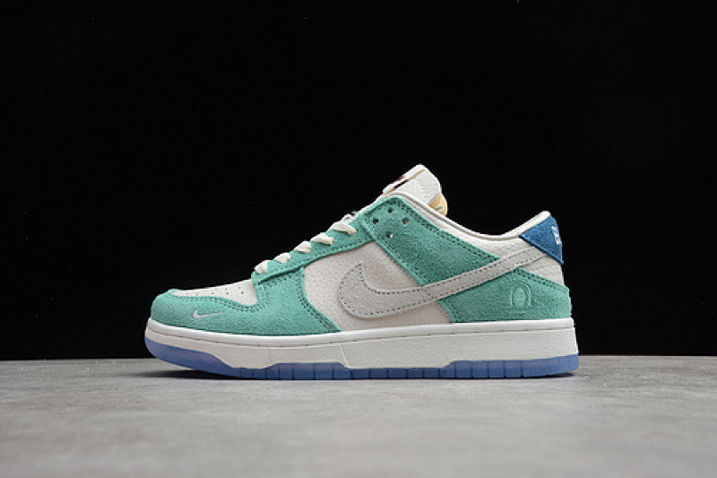 Nike SB DUNK LOW PRO PRM WHITE/MINT GREEN/BLUE · CZ6540-101, photo 1