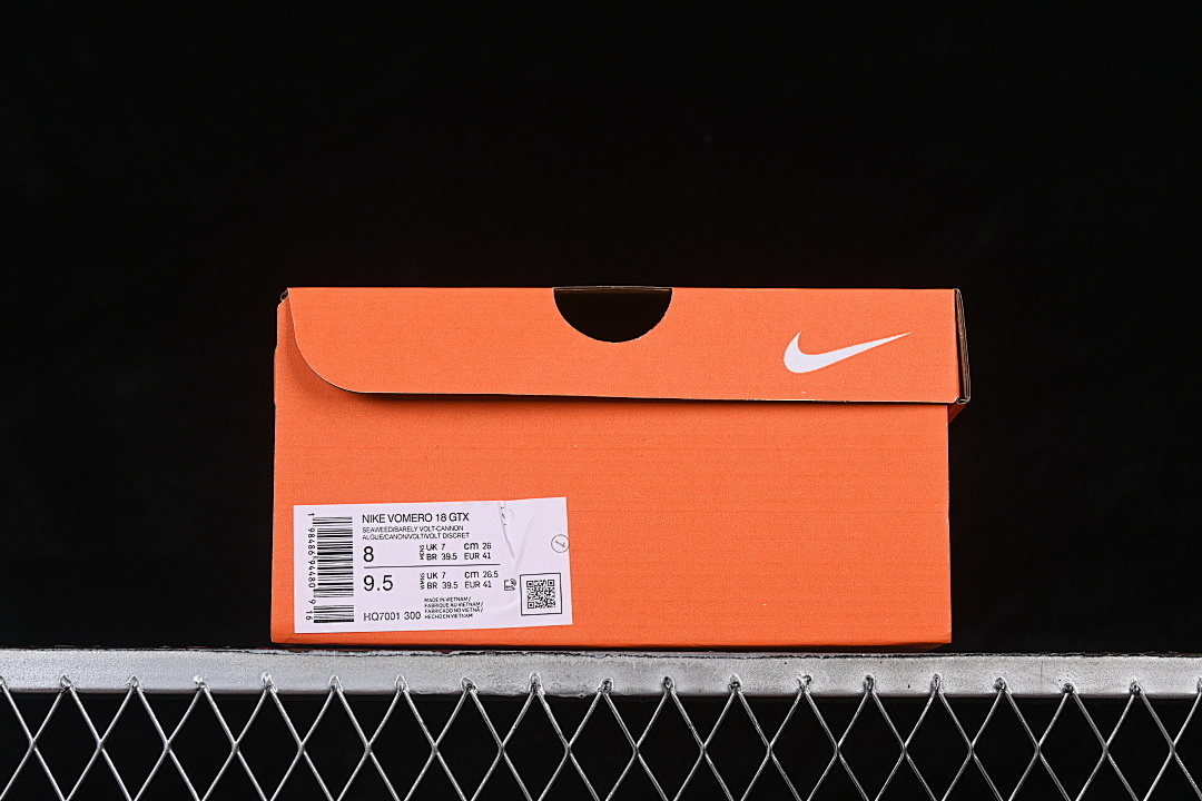 Nike [HQ7001-300]-[VOMERO 18 GORE-TEX SEAWEED/CANNON/VOLT/BARELY VOLT]-[WOMAN:38.5-39]-[MAN:40-45] - Image 12