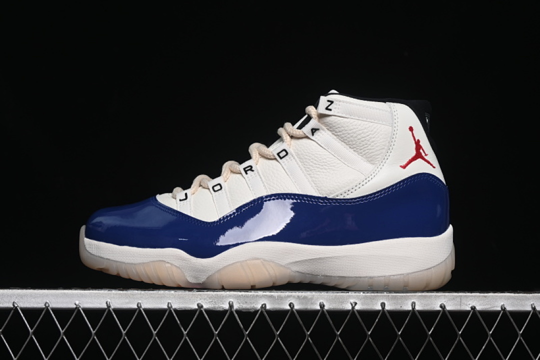 Jordan [IH0296-400]-[AIR JORDAN 11 RETRO RARE AIR WHITE/BLUE]-[WOMAN:36-39]-[MAN:40-48.5], photo 1