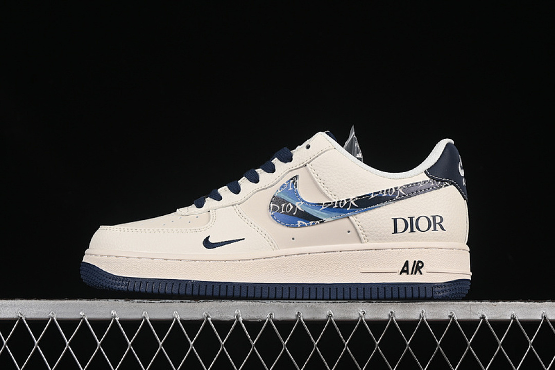 Nike Nike AIR FORCE 1 07 LOW WHITE/BLUE · XS1958-569, photo 1