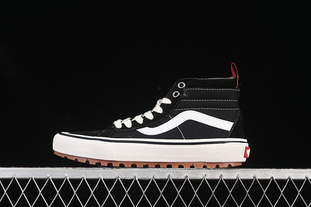 Unbranded [VN0A0A5HZY6BT]-[OUTDOOR HIKING SHOES BLACK/WHITE/BLACK]-[WOMAN:35-39]-[MAN:40-44], photo 1