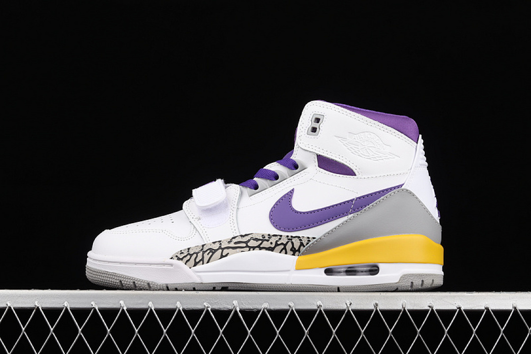 Jordan AIR Jordan LEGACY 312 LAKERS WHITE/FIELD PURPLE-AMARILLO · AV3922-157, photo 1