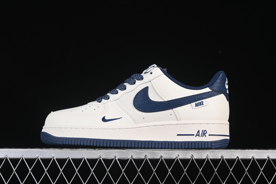 Nike Nike AIR FORCE 1 07 LOW CASUAL SNEAKERS NAVY BLUE/WHITE · SM6668-127, photo 1