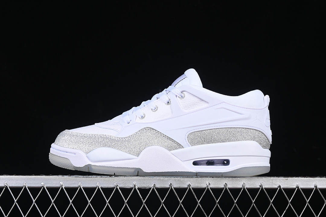 Jordan [HQ3441-111]-[AIR JORDAN 4 REMASTERED WHITE/METALLIC SILVER]-[MAN:40-47.5], photo 1