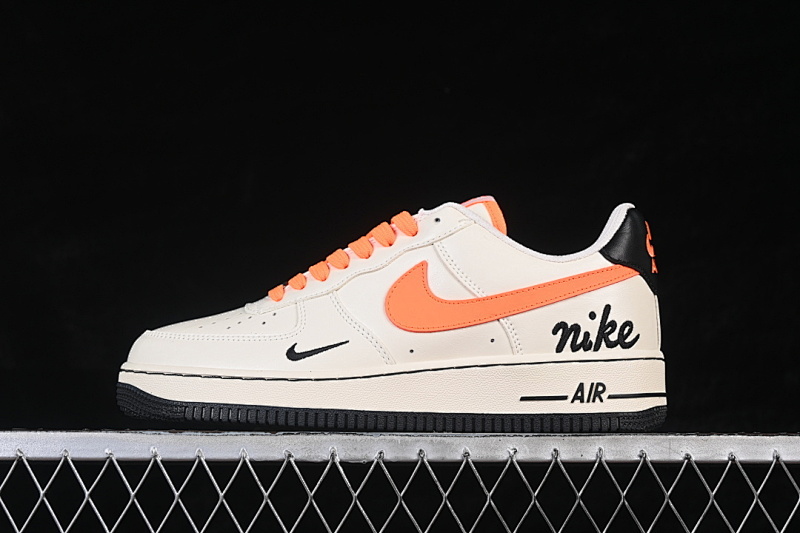 Nike Nike AIR FORCE 1 07 LOW CASUAL SNEAKERS ORANGE/WHITE/BLACK · NH0601-582, photo 1