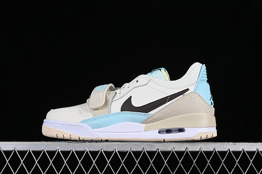 Jordan [HM9620-100]-[AIR JORDAN LEGACY 312 LOW WHITE/BLUE/GREY]-[WOMAN:36-39]-[MAN:40-46], photo 1