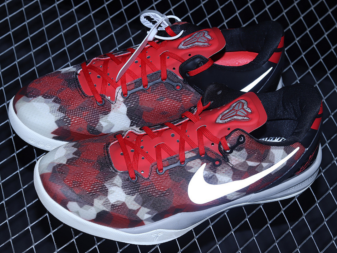 Nike [555035-601]-[KOBE 8 SYSTEM MILK SNAKE UNIVERSITY RED/SAIL-NOBLE RED-PEARL GREY]-[MAN:39-46] - Image 10