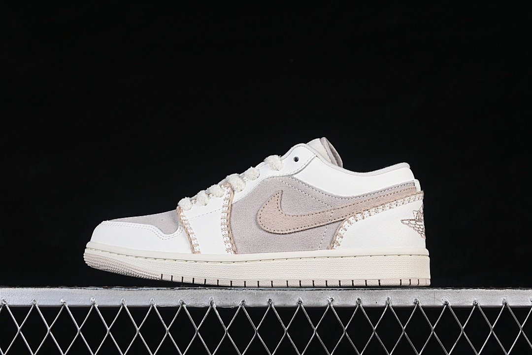 Jordan [HV4268-120]-[AIR JORDAN 1 LOW CASUAL SHOES GRAYISH PURPLE/WHITE]-[WOMAN:35.5-39]-[MAN:40-46], photo 1