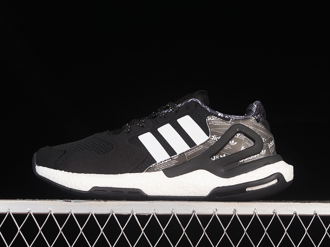 DAY JOGGER BOOST BLACK/GREY/WHITE · 553560-616, photo 1
