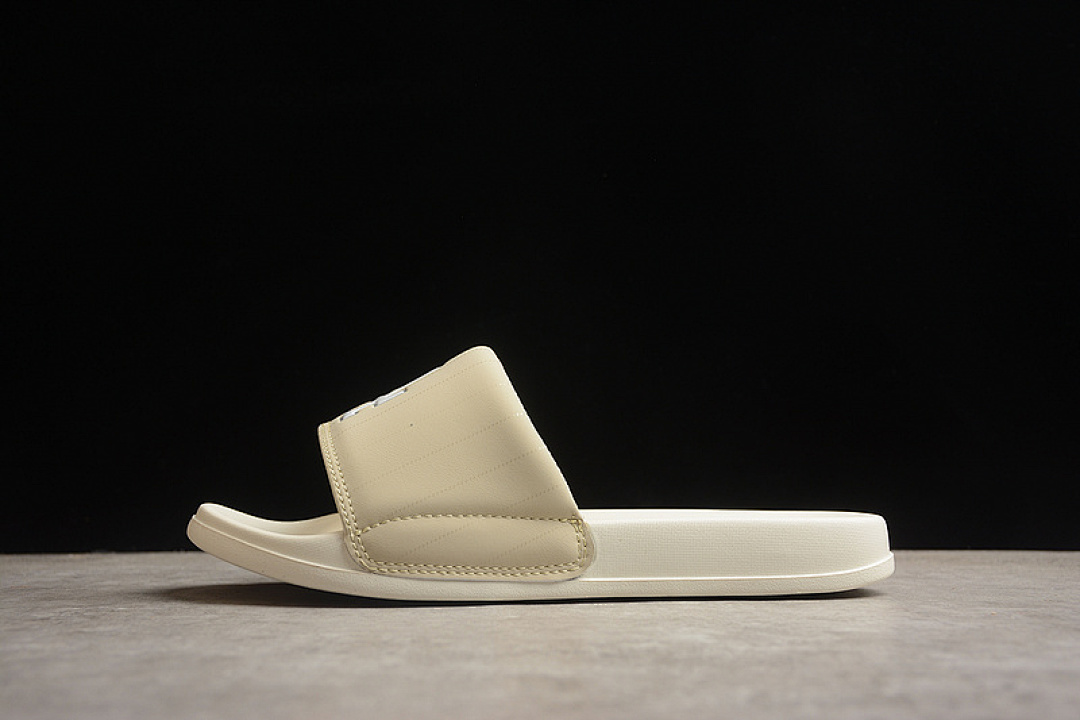 Unbranded [32SHH2111-07B-12]-[BASEBALL LEAGUE SLIPPERS WHITE/BROWN]-[WOMAN:36-39]-[MAN:40-45], photo 1