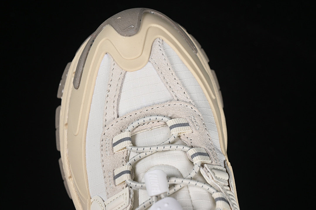 Nike [FV2295-101]-[ZOOM VOMERO ROAM WHITE/BEIGE]-[WOMAN:36-39]-[MAN:40-45] - Image 10