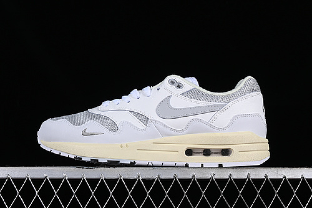 Unbranded [DQ0299-100]-[AIR MAX 1 JW WHKTE/GREY/SILVER]-[WOMAN:36-39]-[MAN:40-47.5], photo 1