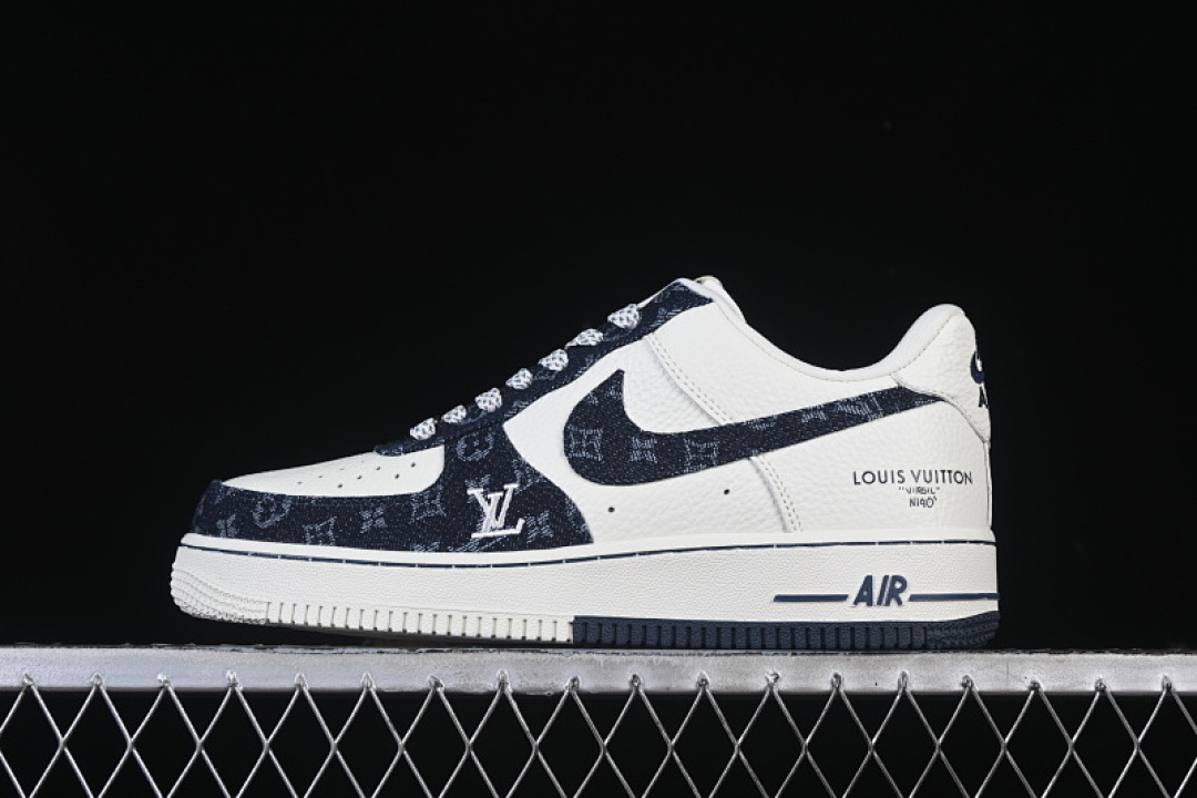 Nike Nike AIR FORCE 1 07 LOW LV WHITE/GREY/BLUE · SC0601-553, photo 1