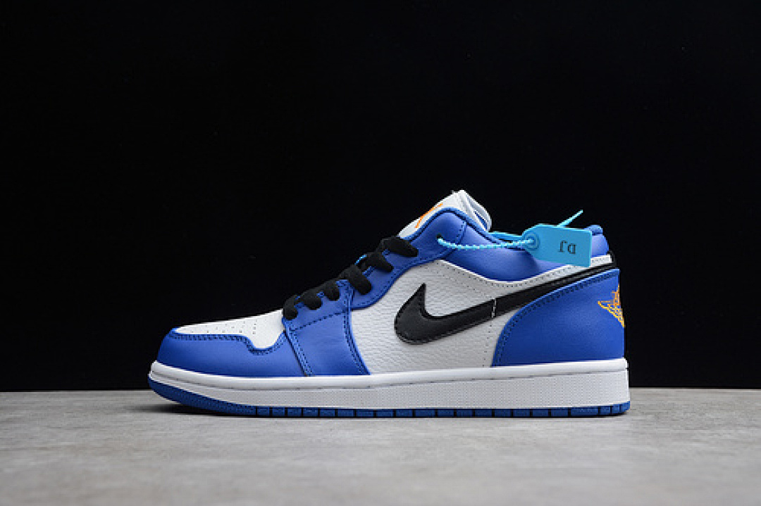 Jordan AIR Jordan 1 LOW HYPER ROYAL/WHITE-ORANGE PEEL · 553558-401, photo 1