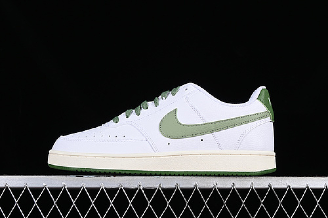COURT VISION LOW LO WHITE/GREEN · FJ5480-100, photo 1