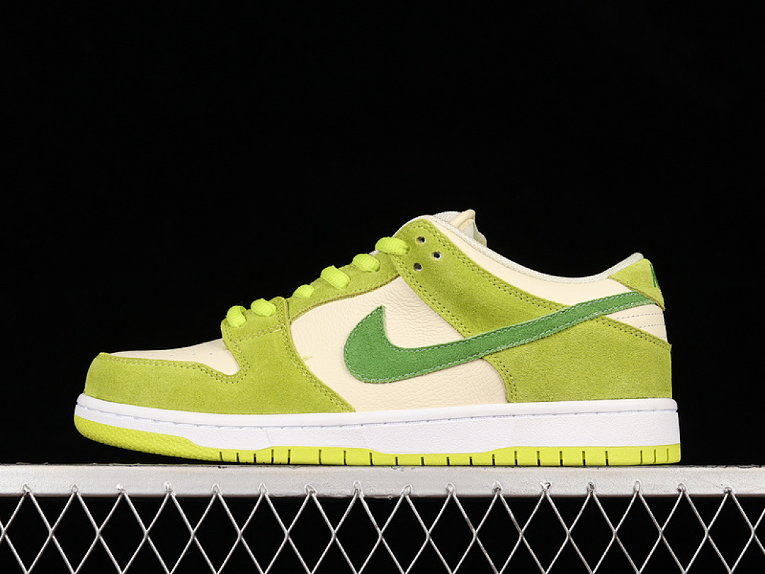 Nike DUNK LOW PRO SB FRUITY PACK GREEN APPLE ATOMIC GREEN/CHLOROPHYLL · DM0807-300, photo 1