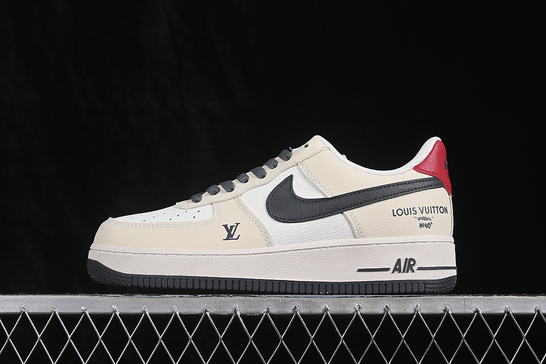 Nike Nike AIR FORCE 1 07 LOW CASUAL SNEAKERS BEIGE/BLACK/RED · LF6688-007, photo 1