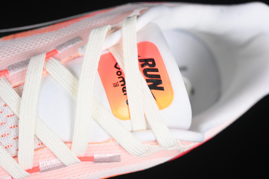 Nike [HM6804-100]-[AIR ZOOM VOMERO 18 SAIL/BRIGHT CRIMSON/LASER ORANGE/BLACK]-[UNISEX:36-46] - Image 9