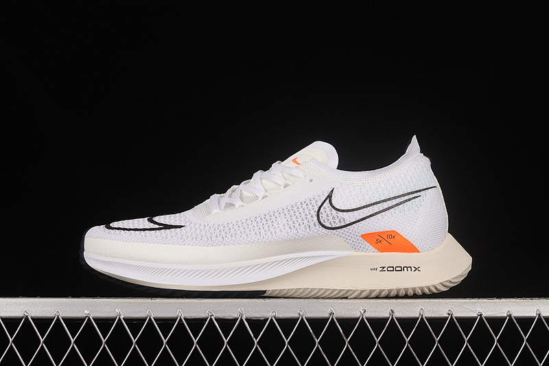 ZOOMX STREAKFLY WHITE/SUMMIT WHITE/PHOTON DUST/BLACK · DH9275-100, photo 1