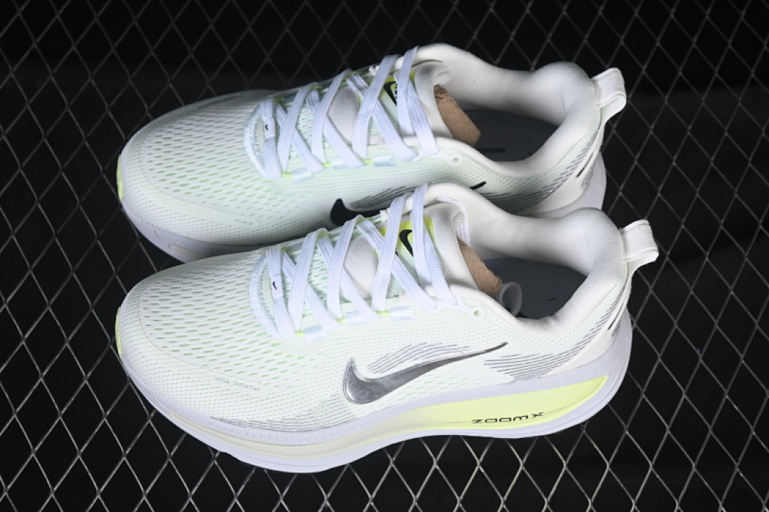 Nike [HM6804-107]-[AIR ZOOM VOMERO 18 WHITE/GREEN/GREY]-[WOMAN:36-39]-[MAN:40-46] - Image 11