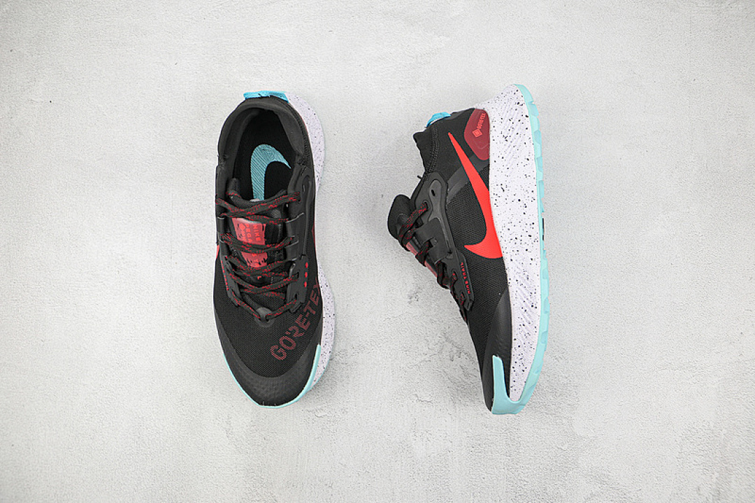 Nike [DC8793-002]-[PEGASUS TRAIL 3 GTX BLACK/DARK BEETROOT/DYNAMIC TURQUOISE/BRIGHT CRIMSON] - Image 4