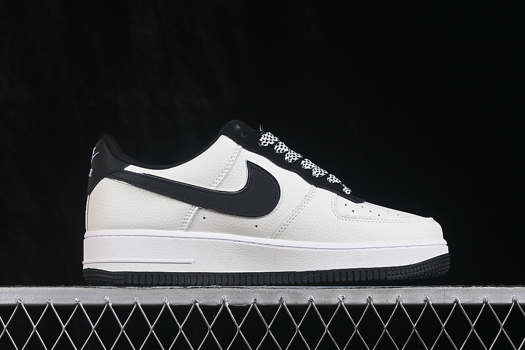 Nike [WY0655-107]-[AIR FORCE 1 07 LOW CASUAL SNEAKERS WHITE/BLACK/WHITE]-[WOMAN:36-39]-[MAN:40-45] - Image 16