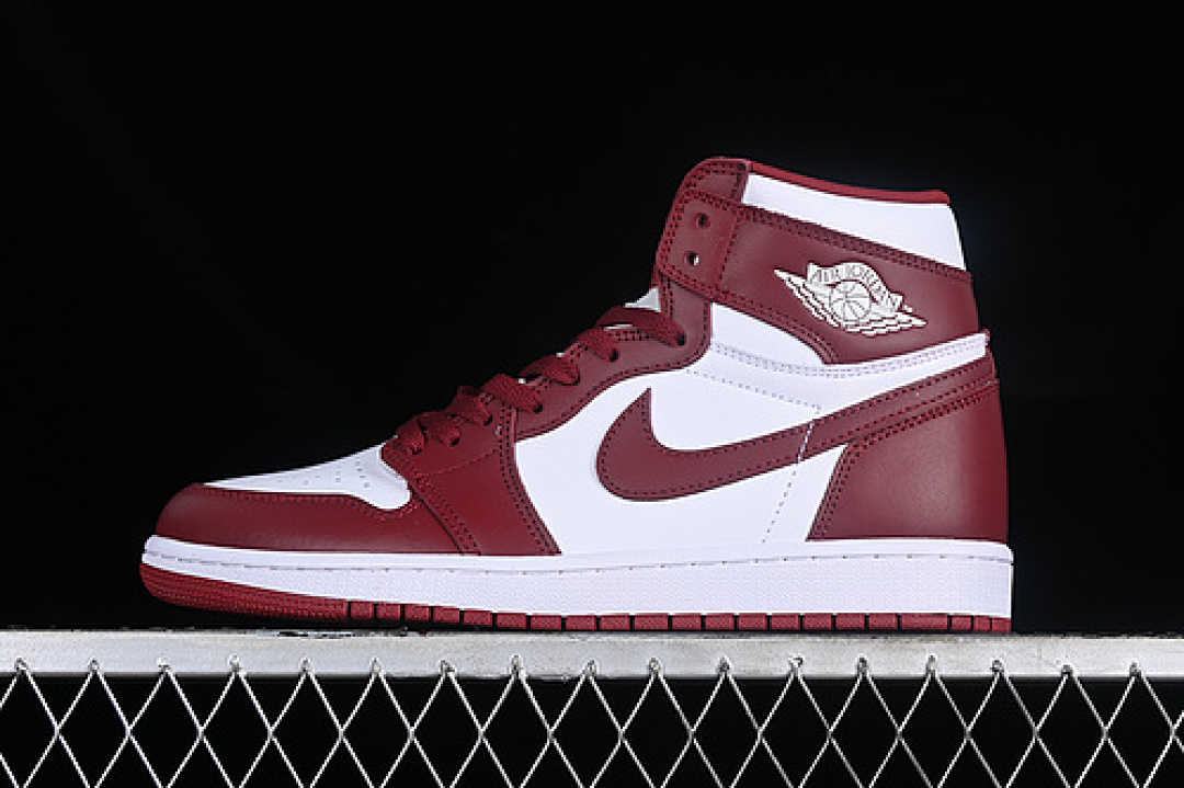 Jordan [DZ5485-160]-[AIR JORDAN 1 RETRO HIGH DUNE RED/WHITE]-[WOMAN:36-39]-[MAN:40-47.5], photo 1