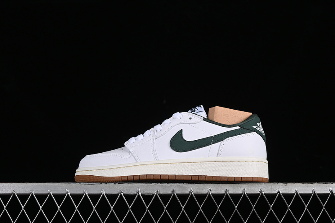 Jordan AIR Jordan 1 LOW OG OXIDIZED GREEN WHITE/OXIDIZED GREEN/SAIL · CZ0775-133, photo 1