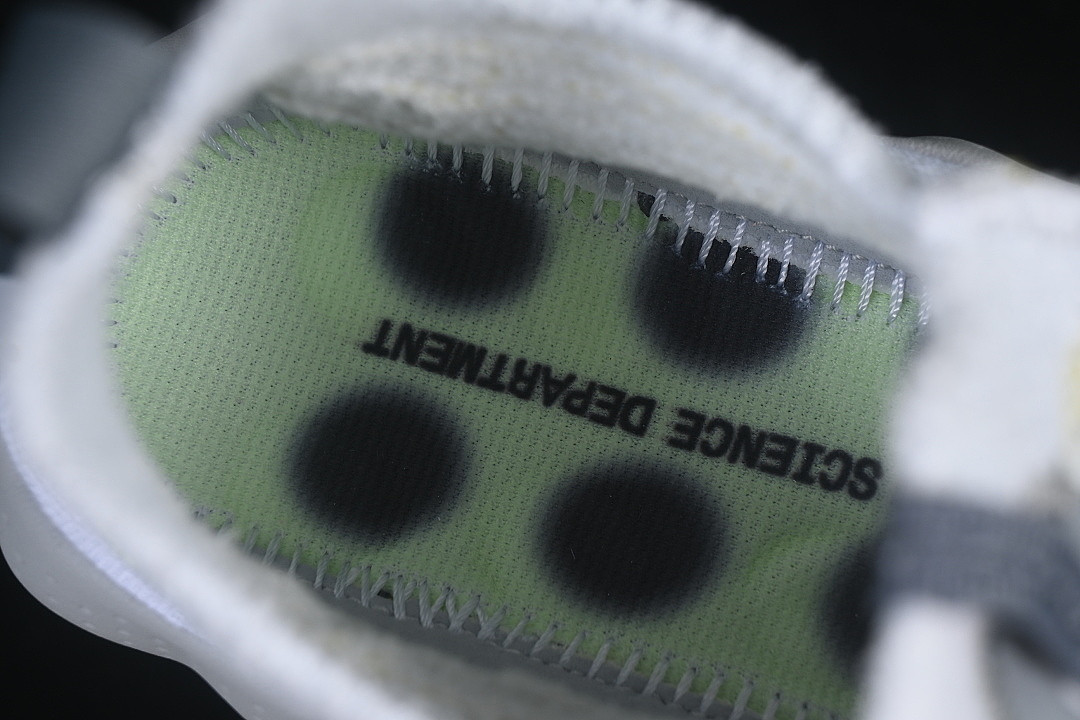 Unbranded [IR2176-100]-[NEUROSCIENCE FOOT MASSAGE SHOES LIGHT GRAY/GREY]-[WOMAN:36-39]-[MAN:40-47.5] - Image 3