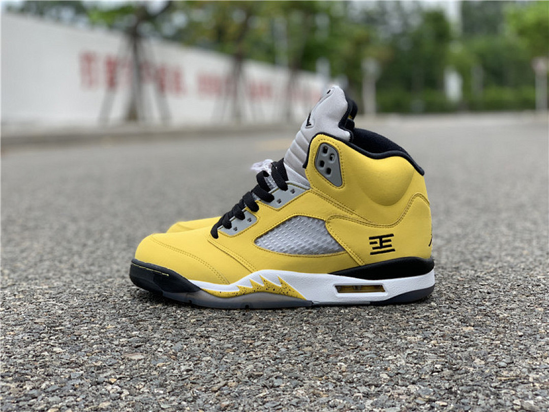 Jordan AIR Jordan 5 RETRO T23 TOKYO VRSTY MZ/ANTHRCT-WLF GRY BLK · 454783-701, photo 1