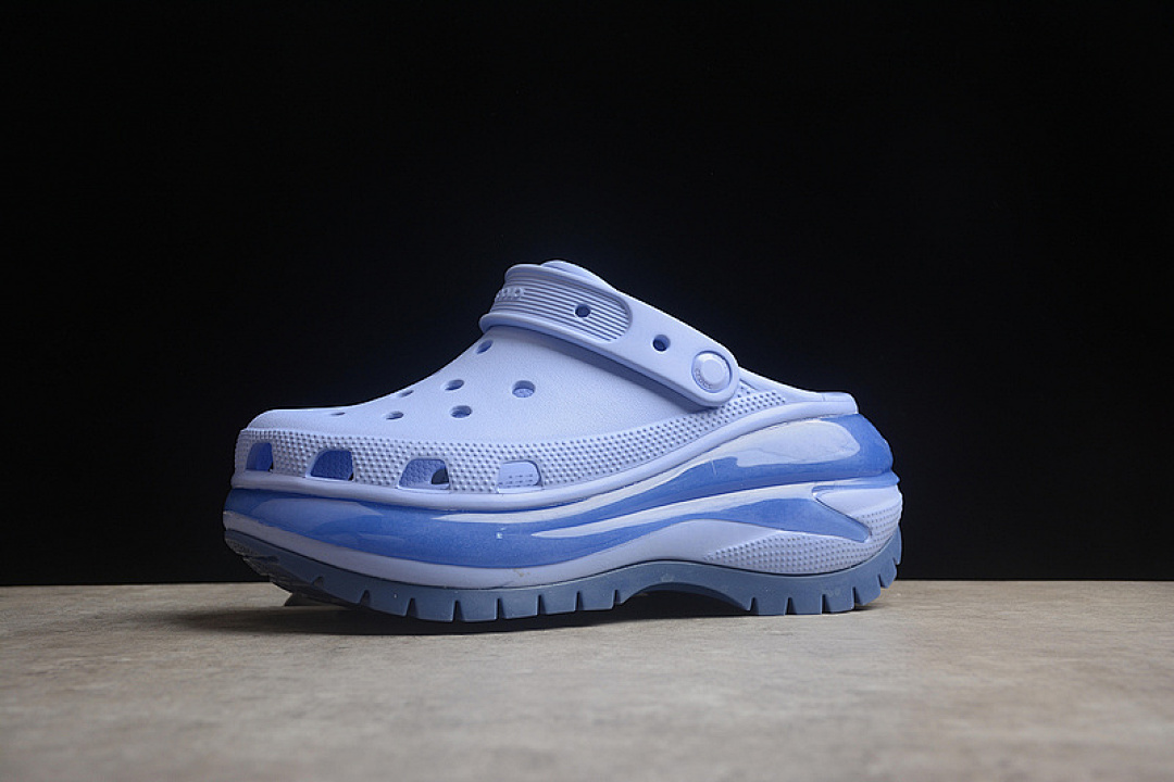 Crocs [CROCS BAYA PLATFORM CLOG BLUE]-[WOMAN:34-40] - Image 14