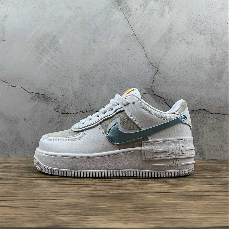 Nike Nike AIR FORCE 1 SHADOW WHITE/VAST GREY/UNIVERSITY GOLD/GLACIER ICE · DA4286-100, photo 1