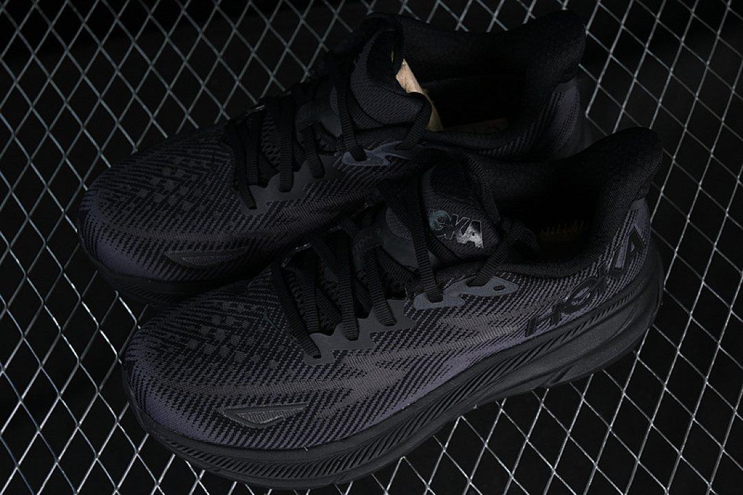 On Running [1132210 BBLC]-[HOKA CLIFTON 9 WIDE BLACK/GREY]-[MAN:39-45] - Image 11