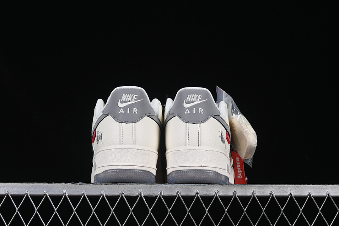 Nike [HH7518-037]-[AIR FORCE 1 07 LOW WHITE/GREY/RED]-[WOMAN:36-39]-[MAN:40-45] - Image 14