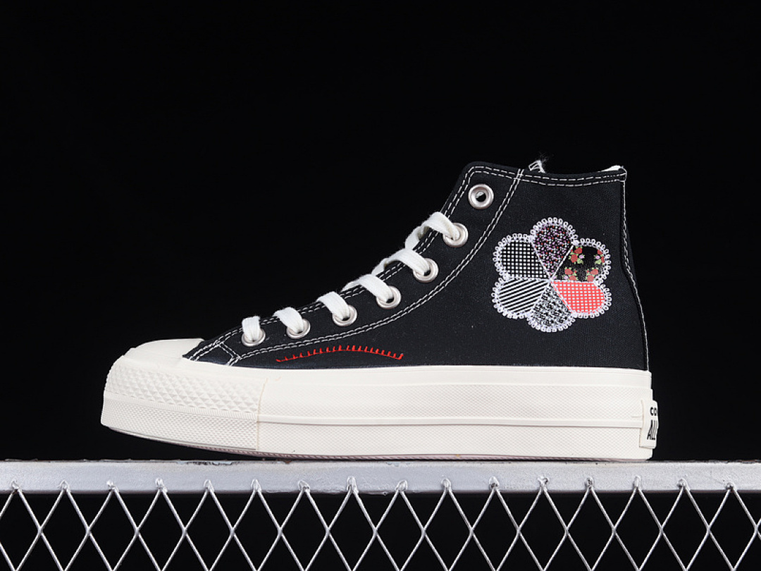 Converse [A05194C]-[CHUCK TAYLOR ALL STAR LIFT SHOES BLACK/BLACK/EGRET]-[WOMAN:35-40], photo 1