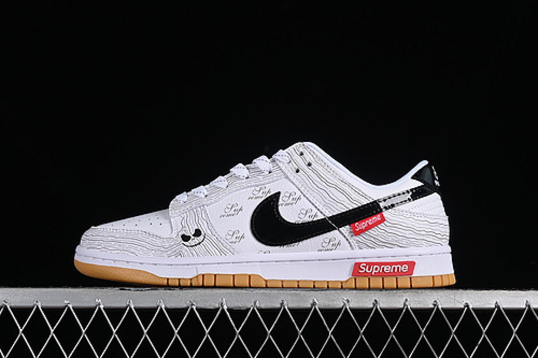 Supreme [XD6188-034]-[SUPREME DUNK LOW SB WHITE/GREY/BLACK]-[WOMAN:36-39]-[MAN:40-45], photo 1