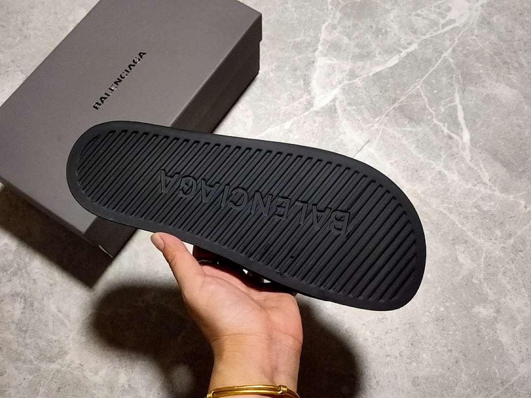 Balenciaga [BA*LEN*CIAGA LOGO POOL SIDES BLACK/BLACK/BLUE]-[WOMAN:35-39]-[MAN:40-45] - Image 3
