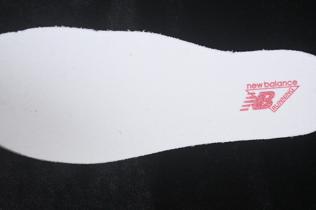 New Balance [U9060GEA]-[NEW BALANCE 9060 CASUAL SPORT SHOES KHAKI/RED/WHITE]-[WOMAN:36-39]-[MAN:40-46.5] - Image 3