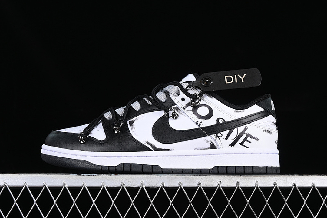 Unbranded [DD1391-100]-[DUNK LOW RETRO BLACK/WHITE]-[WOMAN:36-39]-[MAN:40-46], photo 1
