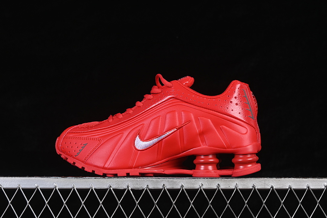 SHOX R4 RUNNING SHOES RED/WHITE · IQ0608-687, photo 1