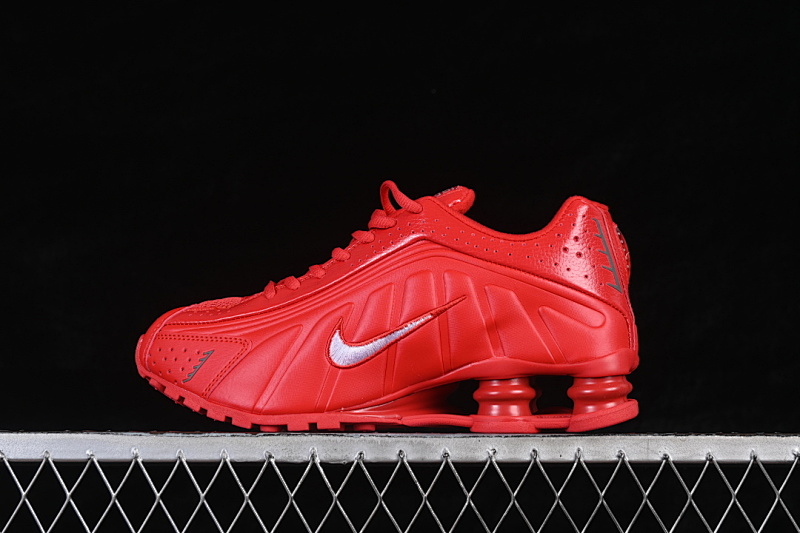SHOX R4 RUNNING SHOES RED/WHITE · IQ0608-687, photo 1