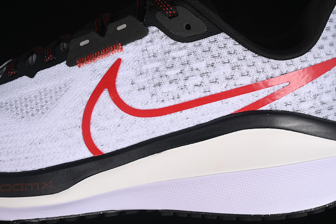 Nike [FB1309-103]-[AIR ZOOM VOMERO 17 WHITE/FIRE RED/PLATINUM TINT/BLACK]-[MAN:39-46] - Image 8