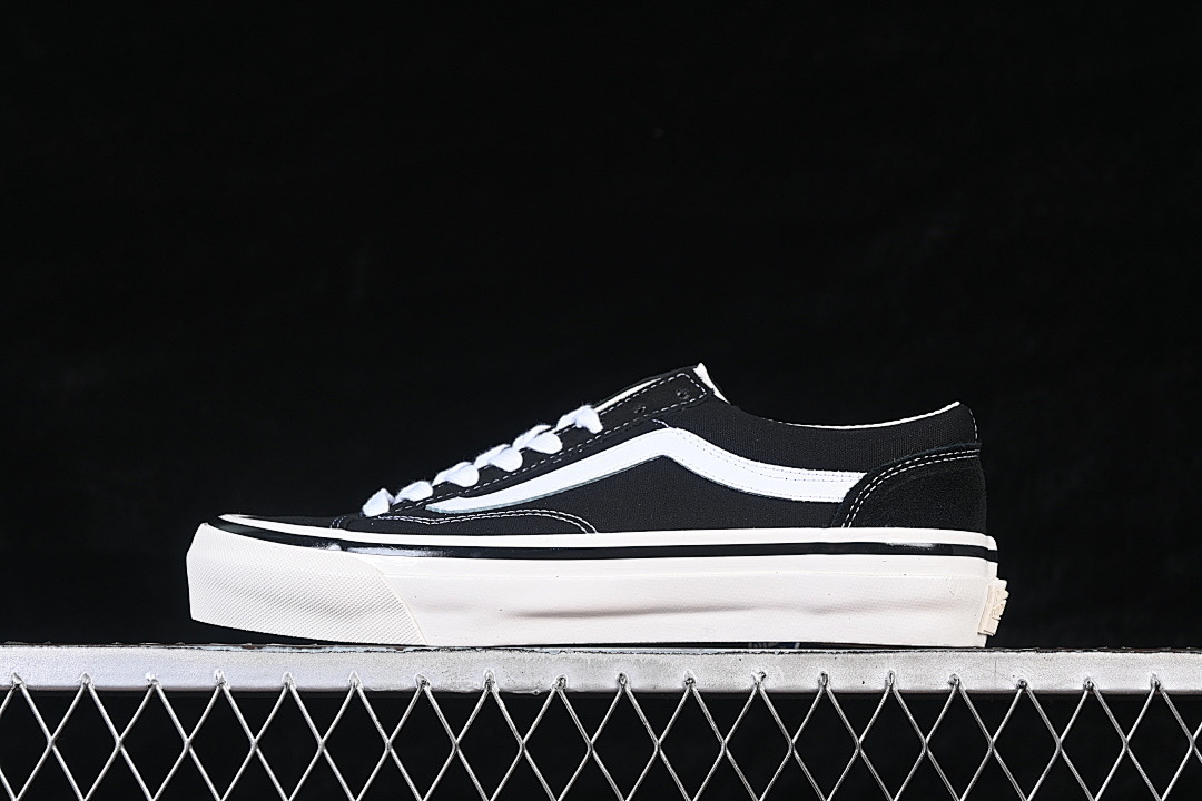Unbranded [VN0000E8VBPT]-[HIGH END LINE LOW TOP CASUAL SNEAKERS BLACK/WHITE]-[WOMAN:35-39]-[MAN:40-44], photo 1