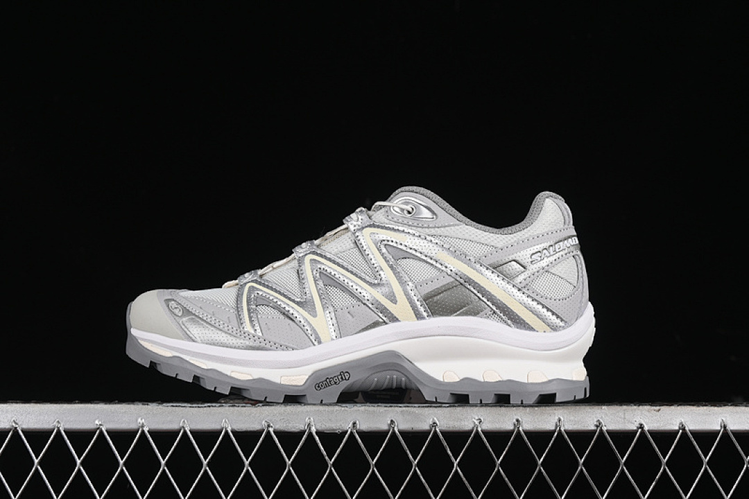 On Running [477757-23]-[XT Quest GTX OUTDOOR OFF ROADING LIGHT GRAY/WHITE]-[WOMAN:36-39]-[MAN:40-46], photo 1