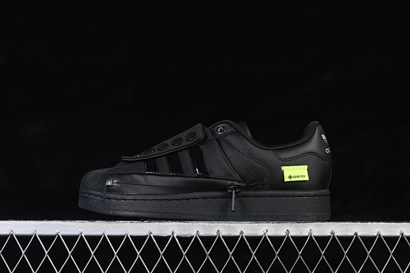 Adidas ORIGINALS SUPERSTAR CASUAL SNEAKERS BLACK/BLACK/BLACK · KJ3658, photo 1