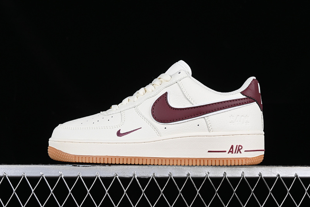 Nike Nike AIR FORCE 1 07 LOW WHITE/RED · WA0531-308, photo 1