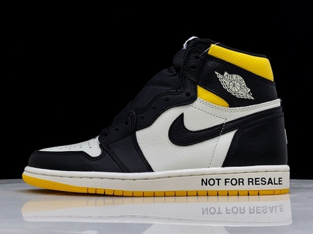 Jordan AIR Jordan 1 RETRO HIGH NOT FOR RESALE VARSITY RED/BLACK · 861428-106, photo 1
