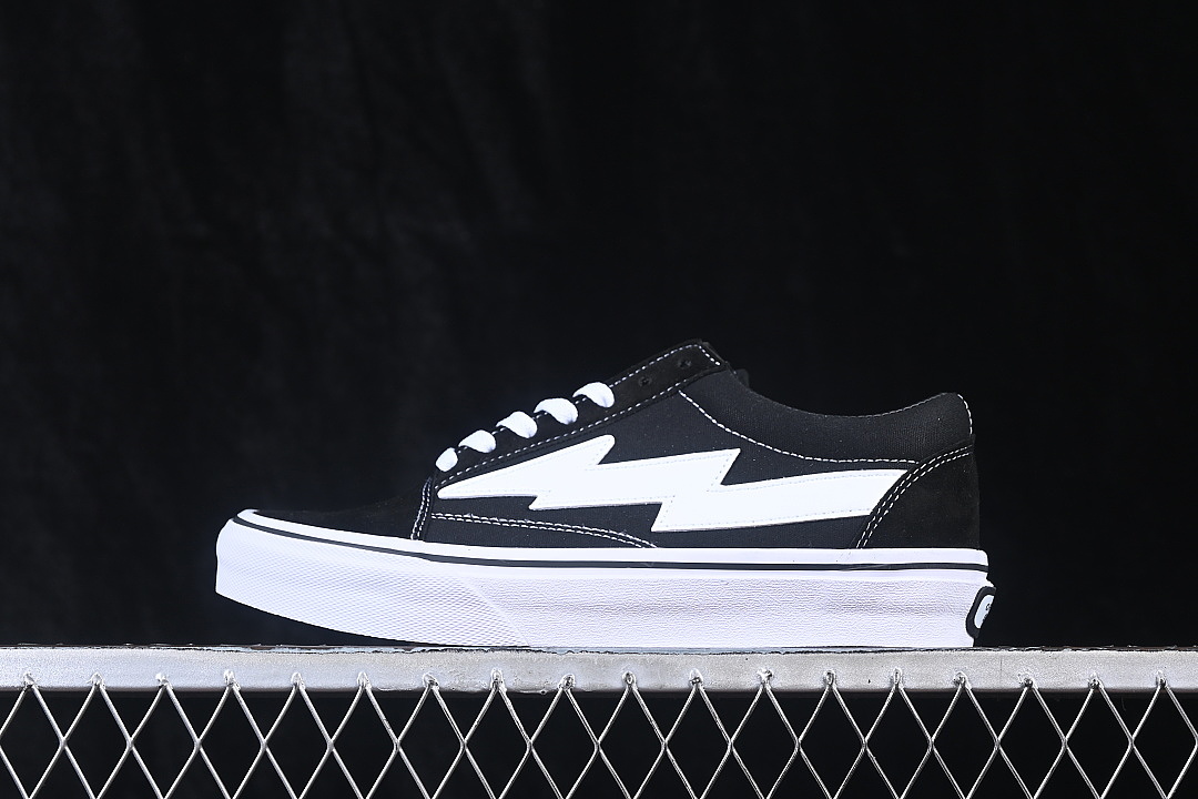 Revenge [REVENGE X STORM OLD SKOOL CASUAL SNEAKERS BLACK/WHITE]-[WOMAN:35-39]-[MAN:40-44], photo 1