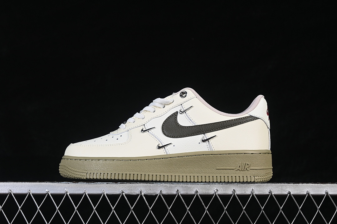 Nike [IQ9802-022]-[AIR FORCE 1 07 LOW SOFT PEARL/CRIMSON-DARK HAZEL]-[WOMAN:36-39]-[MAN:40-45] - Image 2